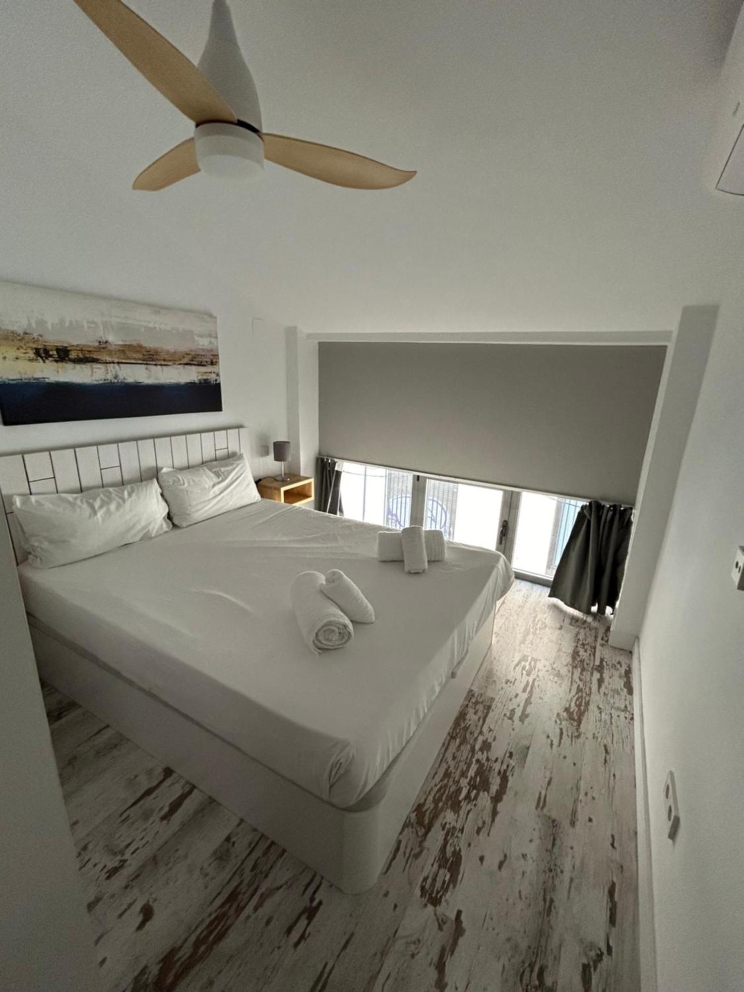 شقة Stylish And Modern Loft In Madrid Centre المظهر الخارجي الصورة
